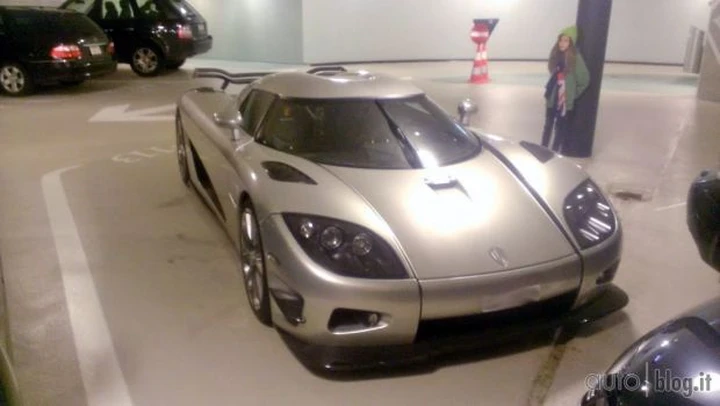 Koenigsegg Trevita abbandonata in un garage svizzero