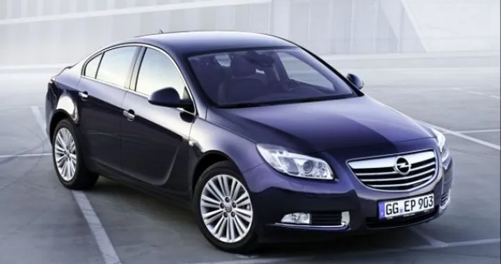 Opel Insignia Model Year 2012