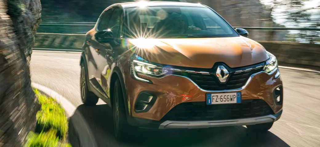 Nuova Renault Captur 2020: ancora più SUV (VIDEO)