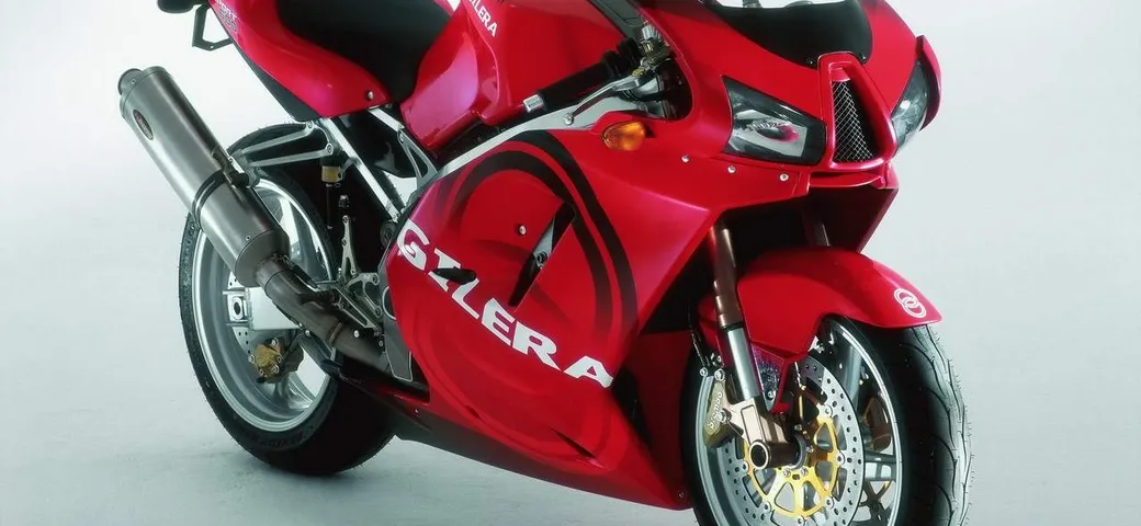 Gilera Supersport 600: la sportiva mai nata compie vent'anni