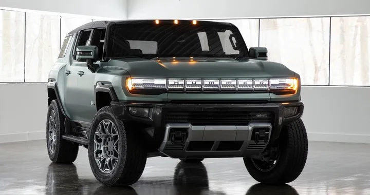 GMC Hummer EV: svelata la versione SUV