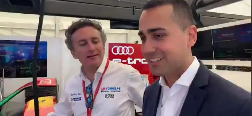 Formula E: la visita di Luigi Di Maio all'Eur (VIDEO)