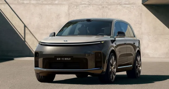 Il SUV con batterie allo stato solido promette un'autonomia da 1.600 km