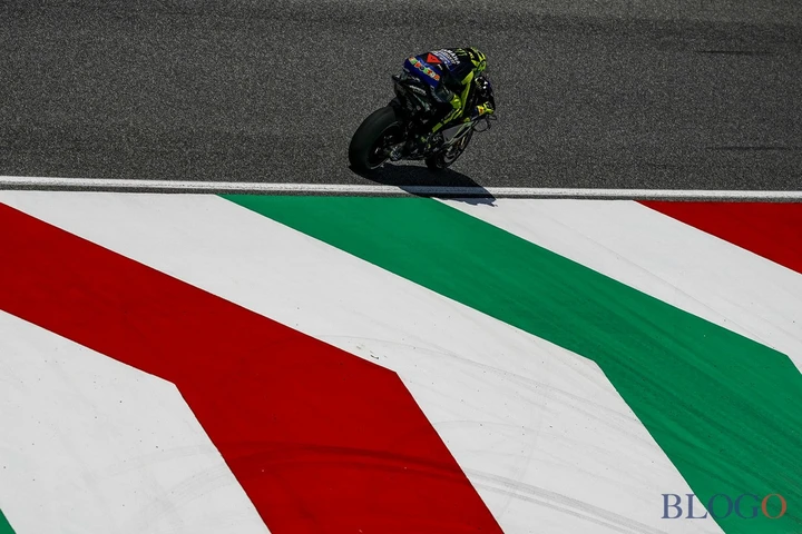 Motorsport, Hamilton critica la F1. “Lezione” anche per la MotoGP?