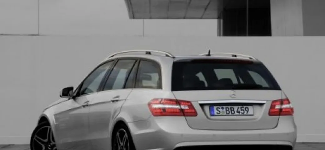 Mercedes E 63 AMG Station Wagon: ecco il suo aspetto definitivo