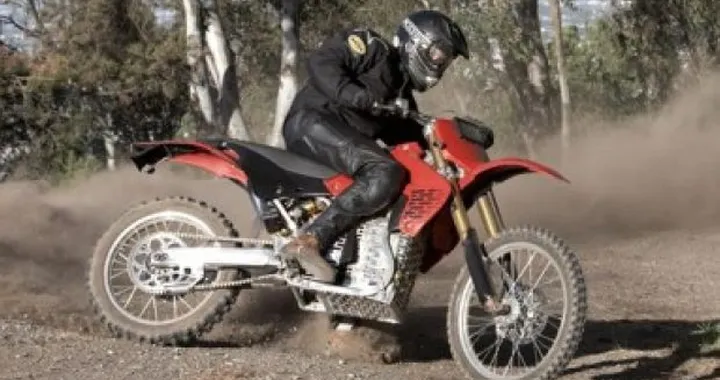 EMOT EMAX 72DS: un'altra novità elettrica