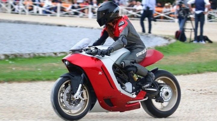 MV Agusta F4Z: nuove immagini