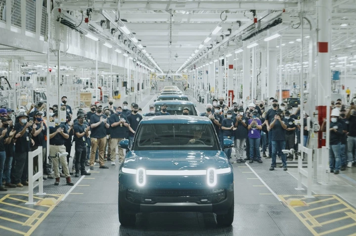 Rivian R1T: al via la produzione negli USA