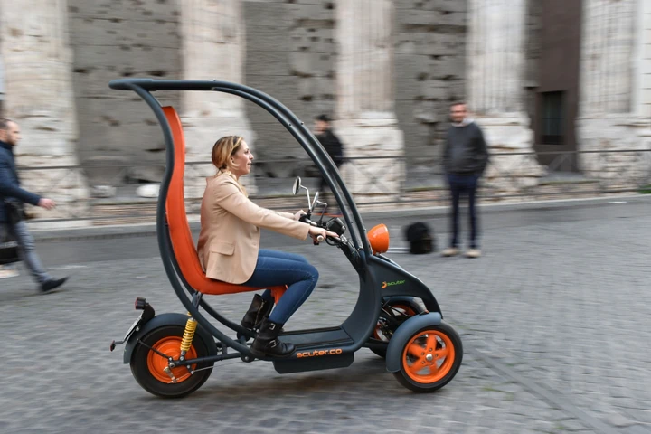 Scuter: mezzo ecologico e smart per lo sharing urbano