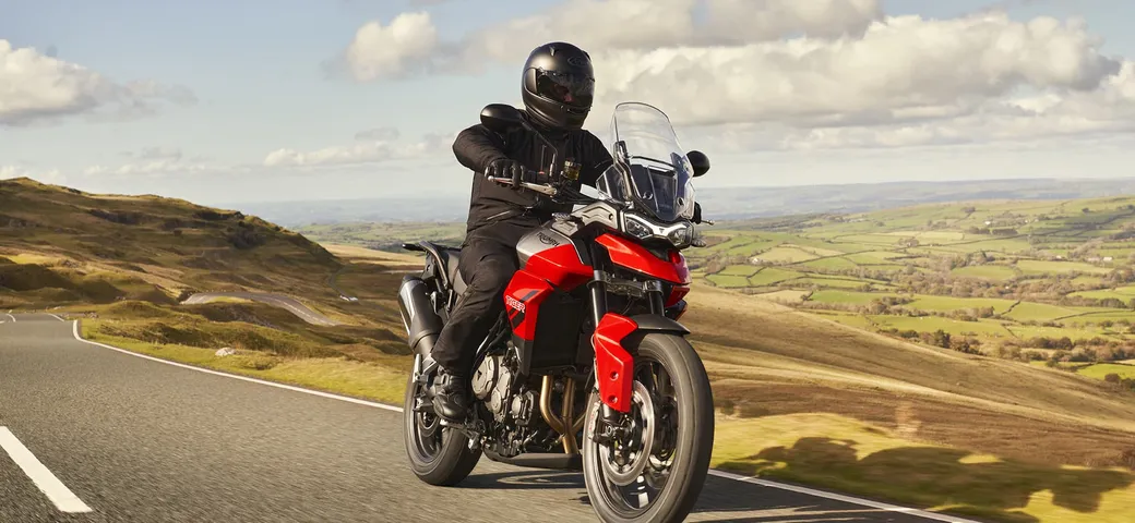 Triumph svela la nuova Tiger 850 Sport: caratteristiche, informazioni e prezzo