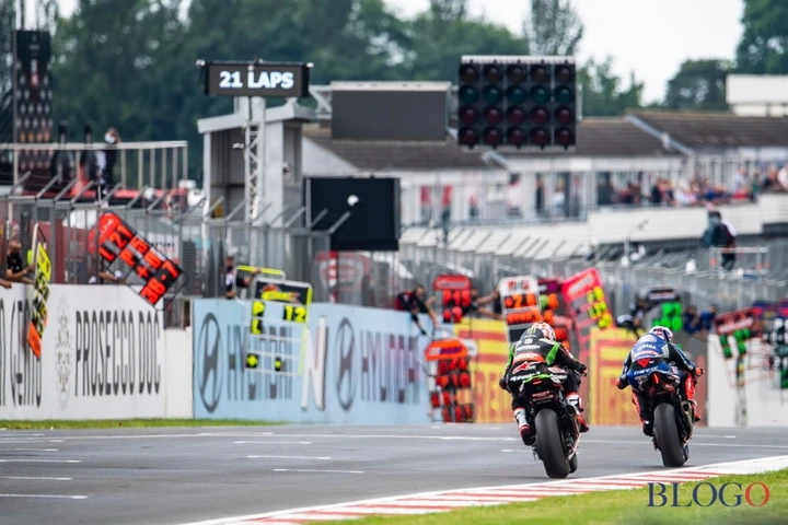 ingrandisci immagine