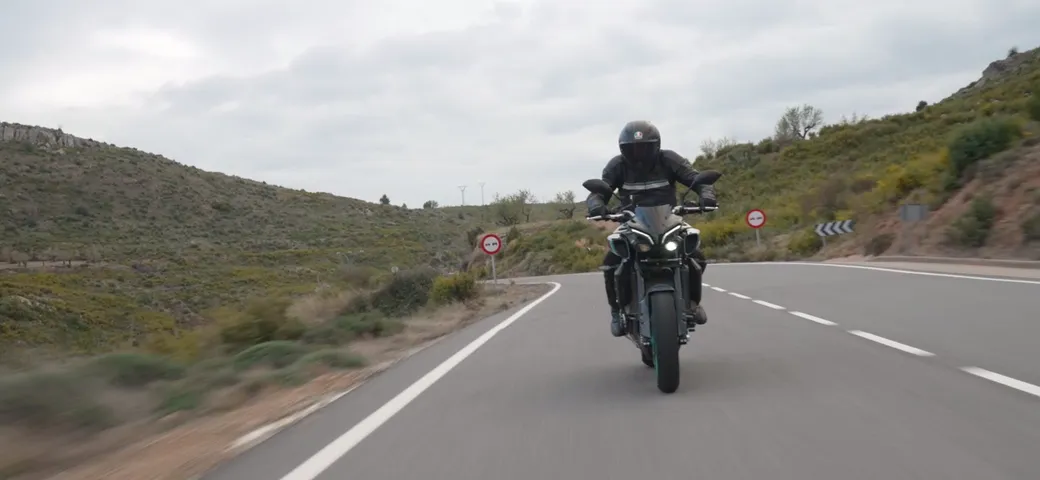 Yamaha MT-10 2022: la video-prova