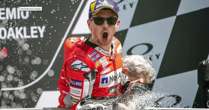 Lorenzo trionfa al Mugello: "Non ho mai mollato"
