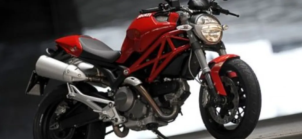 Ducati raddoppia il contributo statale alla rottamazione: nuovo Monster 696 a 6.990€