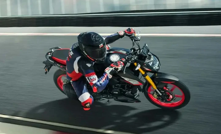 India, boom di moto esportate: il 68% ha fino a 125 cc