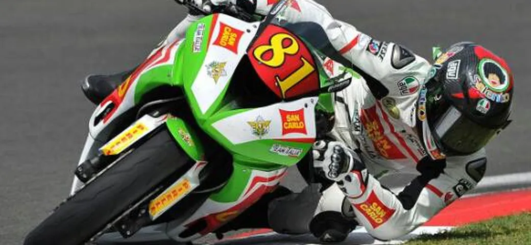 Superstock 600: Nocco trionfa nella prima gara di Silverstone