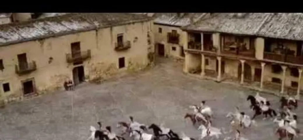 Video: lo spot della Mercedes Classe E coupè