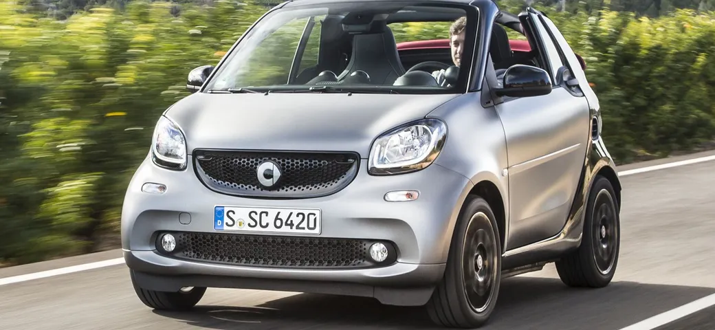 Smart ForTwo Cabrio: prezzo, foto e informazioni per l'Italia