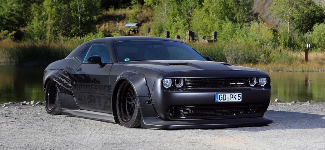 Dodge Challenger: il tuning di Autoservice Kurtz