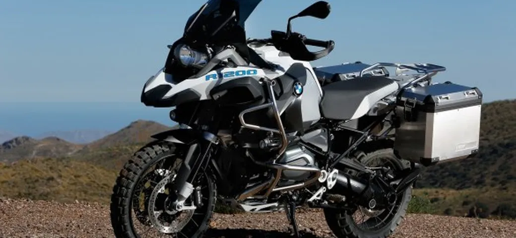 Mercato, classifiche Top 100: R 1200 GS, SH150 e Liberty 50 RST 4T i best seller del 2013