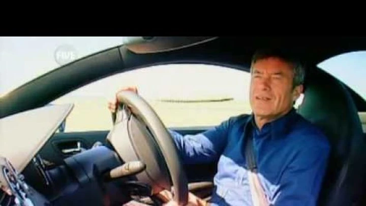 Fifth Gear: Volkswagen Scirocco contro Peugeot RCZ