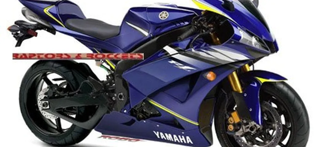 Yamaha R1 o M1 2007?