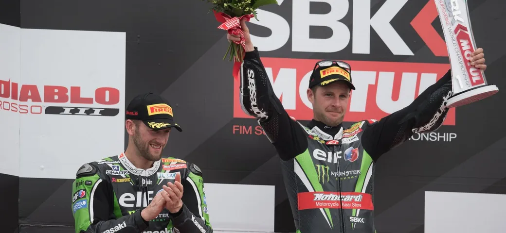 SBK Misano 2016: Rea vince anche Gara-2 su Sykes e Giugliano, Davies KO  [Foto]