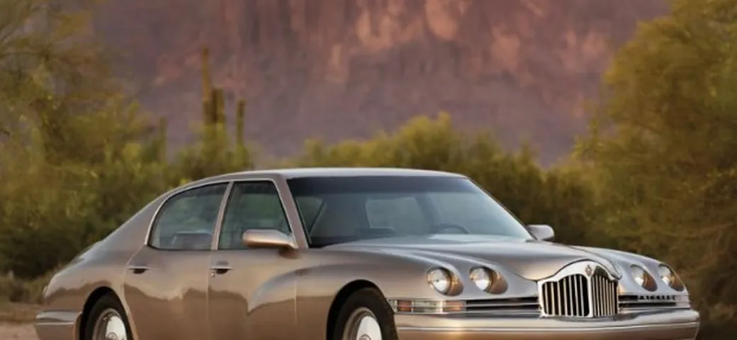 Packard Twelve: torna all'asta una fra le berline più strane di sempre