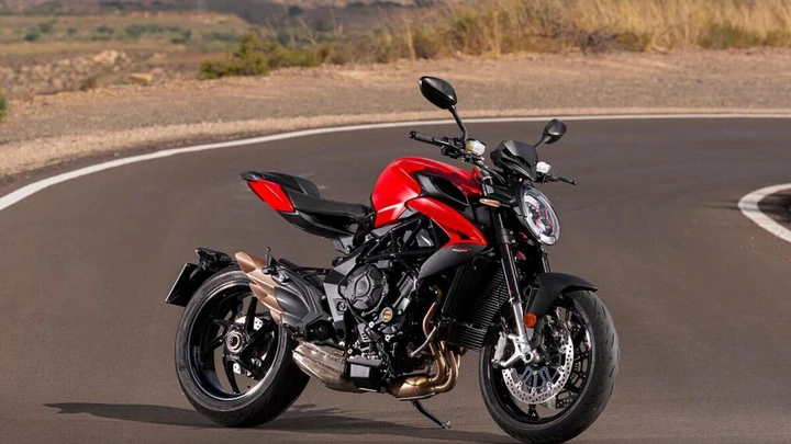 MV Agusta Brutale 800 2026: la naked italiana che sfida le superbike