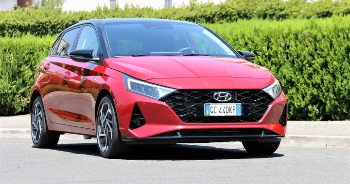 Hyundai i20 1.0 T-GDI 6iMT: la prova su strada