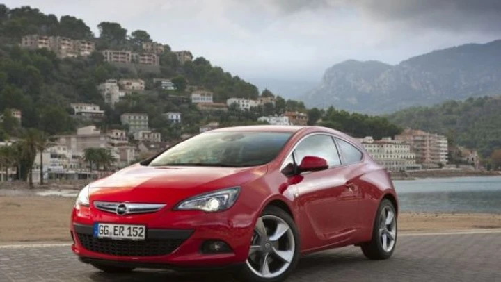 Opel Astra GTC: la nostra prova su strada