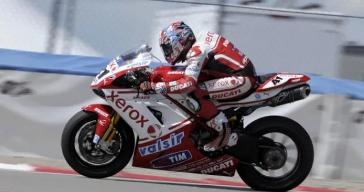 WSBK a Miller: Passi avanti per Noriyuki Haga, terza fila per Michel Fabrizio