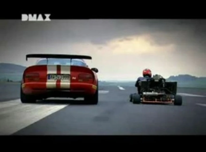 Viper vs Kart
