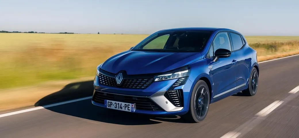 Renault Clio 2024: al via gli ordini in Italia da 17.250 € [FOTO]