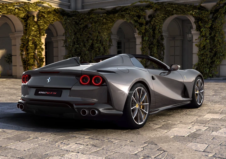 Ferrari 812 VS: il debutto sarà il prossimo 5 maggio?