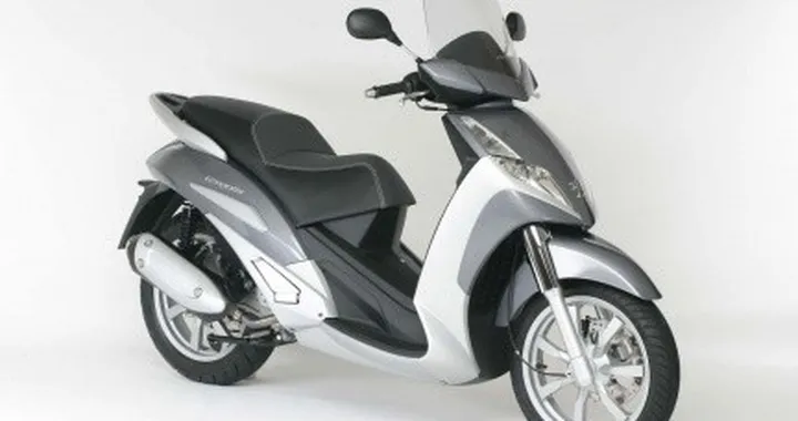 Peugeot Geopolis 250