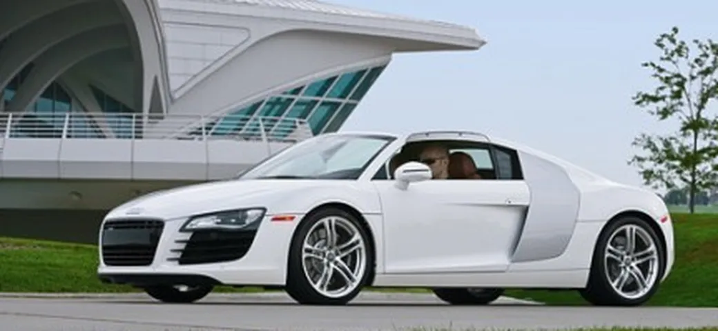 Audi R8: forse una versione targa