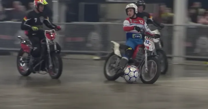 Calcetto o giro in moto? Il Motoball mette d'accordo tutti [Video]