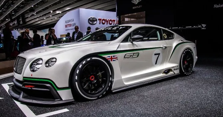 Nuova Bentley Continental Supersports: più leggera con 650 cavalli?