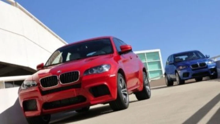 Bmw X5M: prime immagini ufficiali