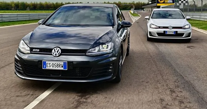 Golfperformancetour: Volkswagen Golf GTD e Golf GTI in pista