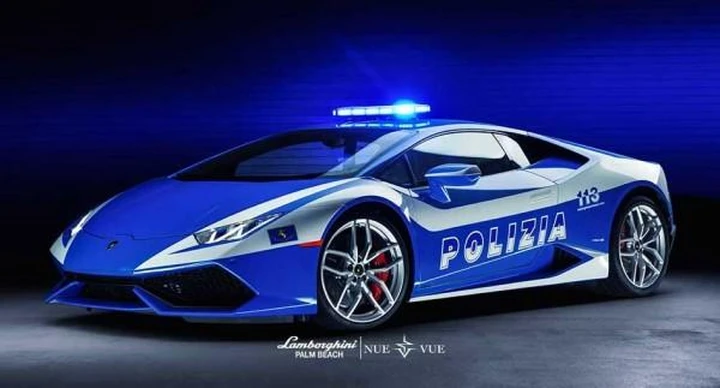 Lamborghini Palm Beach veste una Huracan con la livrea della Polizia