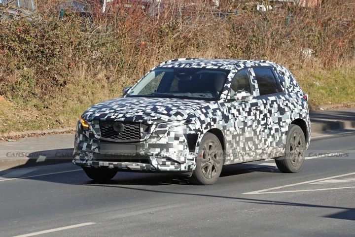 Mazda CX-5, la terza generazione sarà anche ibrida: design innovativo