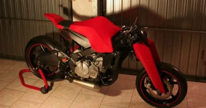 Concept: Special su base Honda CBR600F
