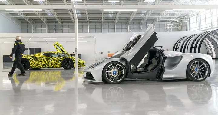Lotus Evija: partita la produzione degli esemplari pre-serie