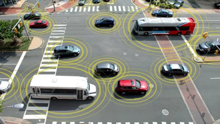 V2V, la tecnologia per la sicurezza potrebbe diventare presto legge