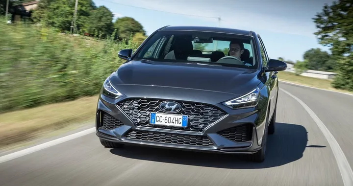 Hyundai punta sulla sportività con la gamma N ed N Line: la prova a Monza