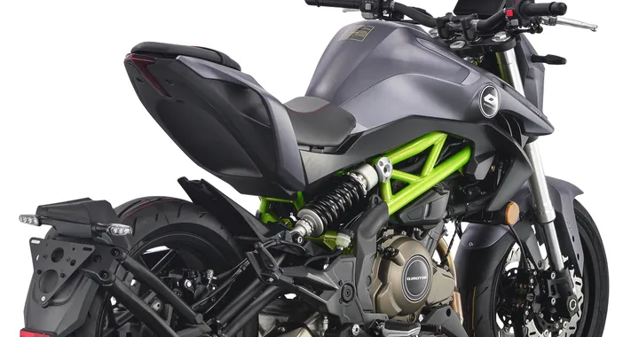 QJ Motor debutta in Italia con tre nuovi modelli [FOTO]