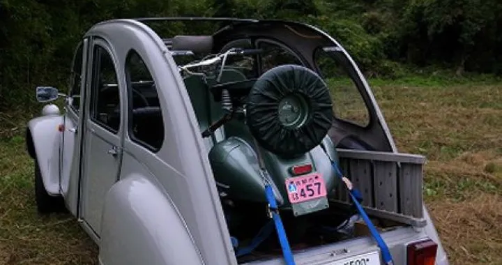 Foto del giorno: Vespa Transporter