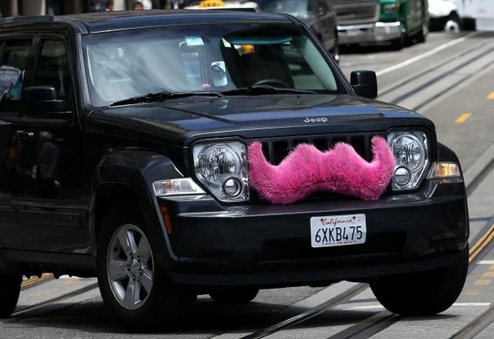 Lyft dice addio ai baffoni rosa